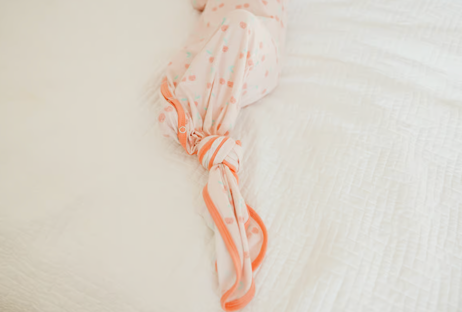 Newborn Knotted Gown - Cheery